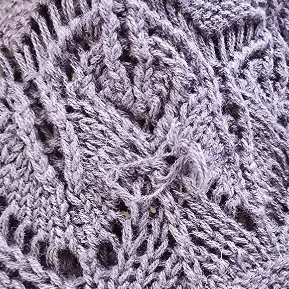 NWT Single Thread Women's Pointelle Sweater - Small - Picture 4 of 5